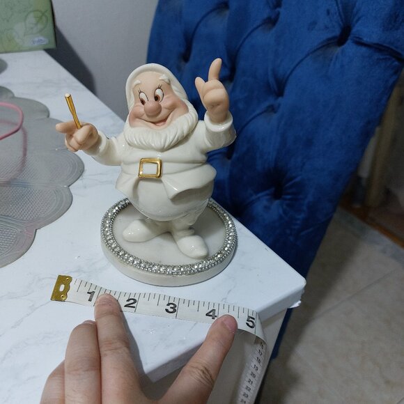 LENOX A Serenade For Snow White HAPPY Collectible Figurine Beautiful Decor - Picture 10 of 10